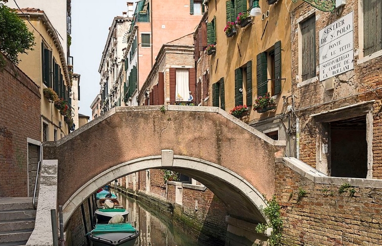 мост грудей в венеции